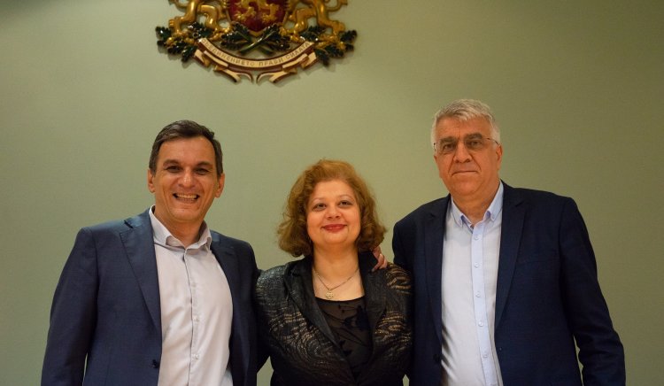 Кандидати за евродепутати от БСП за България се срещнаха с граждани в Дългопол